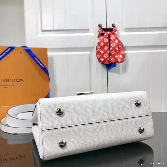 LOUIS PM GRENELLE VUITTON 0419